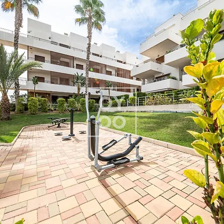 La Brisa Del Mar 2br App With Seaview By Oyoostays