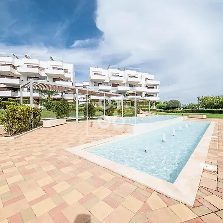 La Brisa Del Mar 2br App With Seaview By Oyoostays